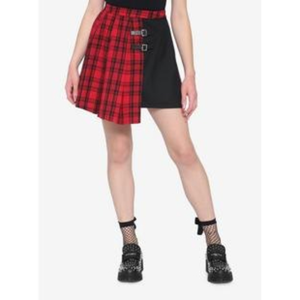 Hot Topic Red and Black Asymmetrical Skirt